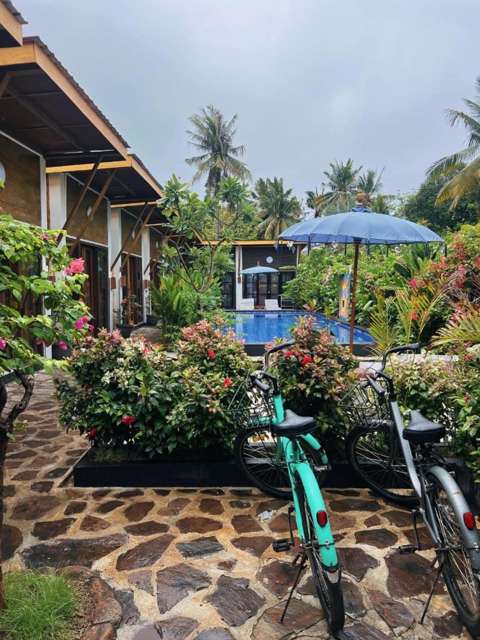 Sun Resort กีลีตราวางัน ภายนอก รูปภาพ